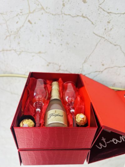 Caixa premium “um brinde ao nosso amor”